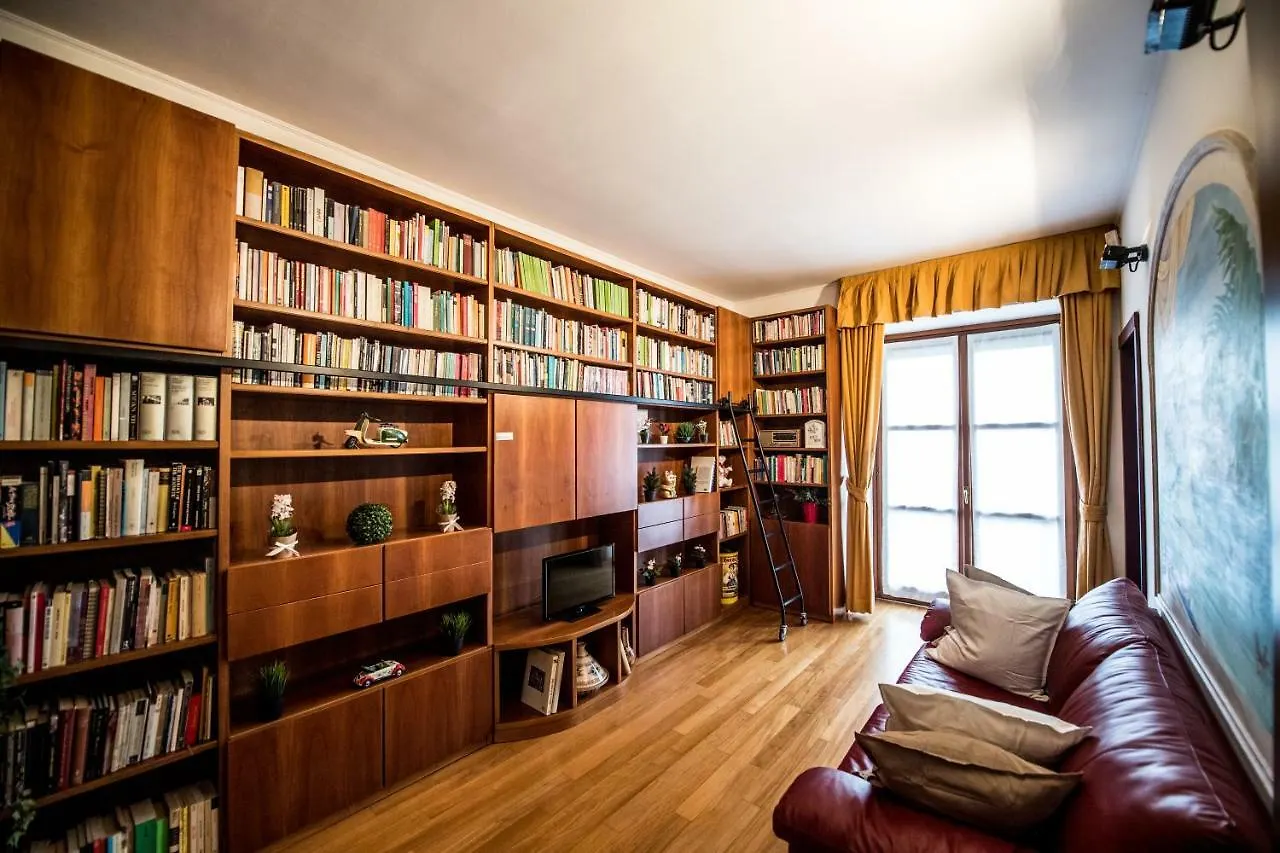 Airguest Crocetta Loft location