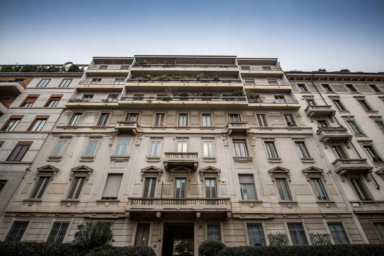 Airguest Crocetta Loft Apartment Milan Italy
